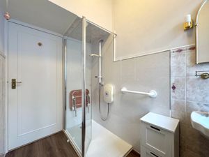 Photo 18- click for photo gallery